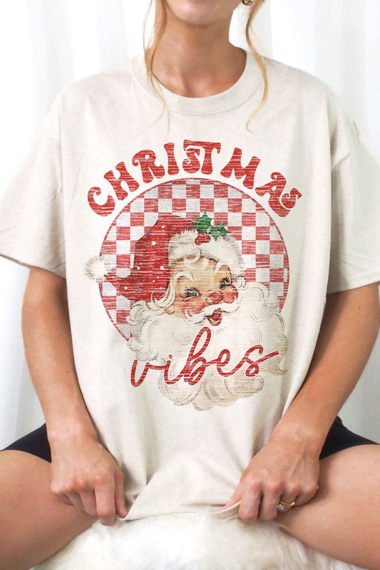 CHRISTMAS SANTA VIBES GRAPHIC TEE