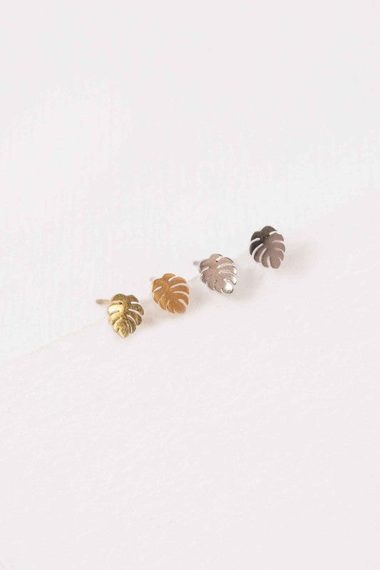 Ciel Palm Stud Earrings